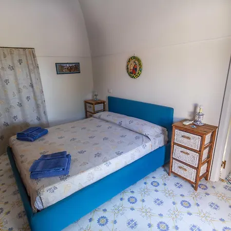 Dammuso I Pini Di Kaddiuggia Nyaraló *